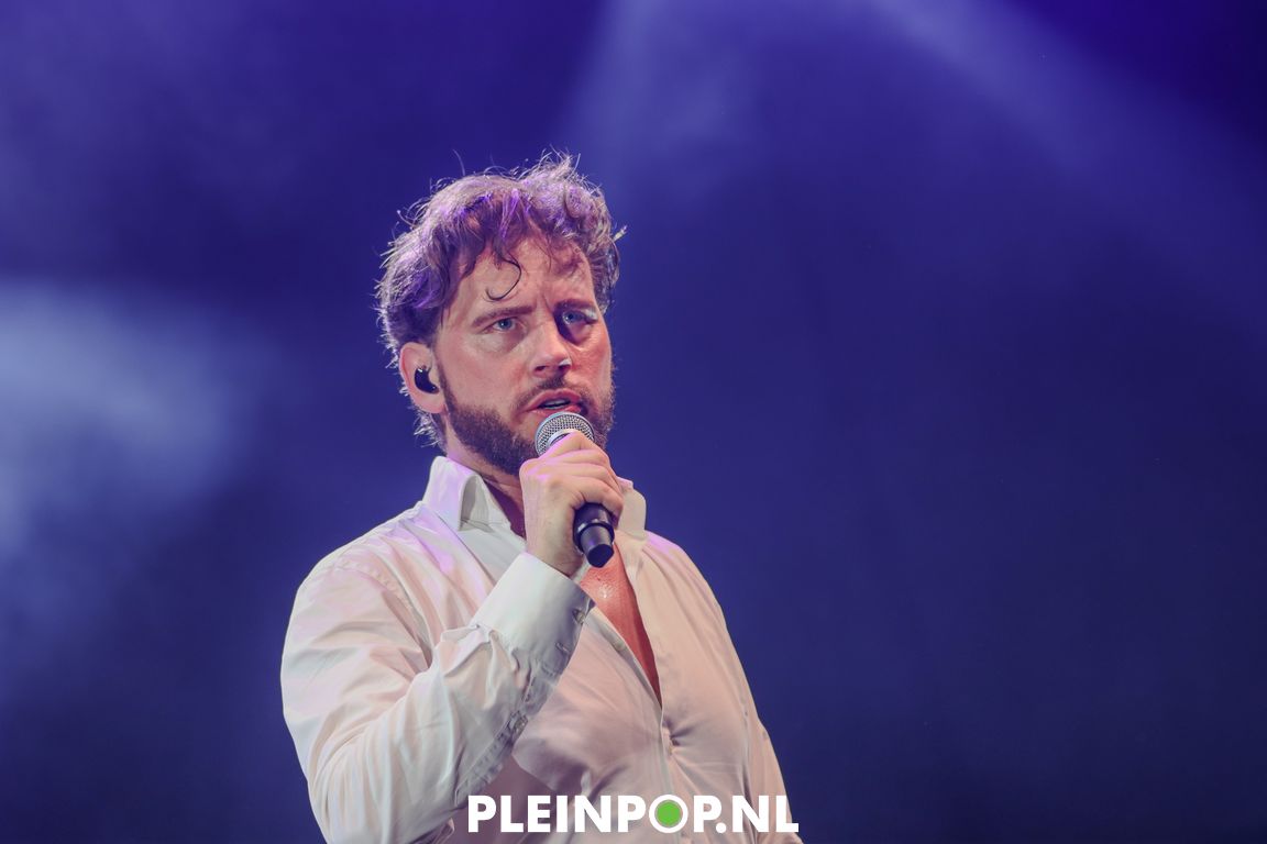 BOUKE & THE ELVIS MATTERS BAND    (45)